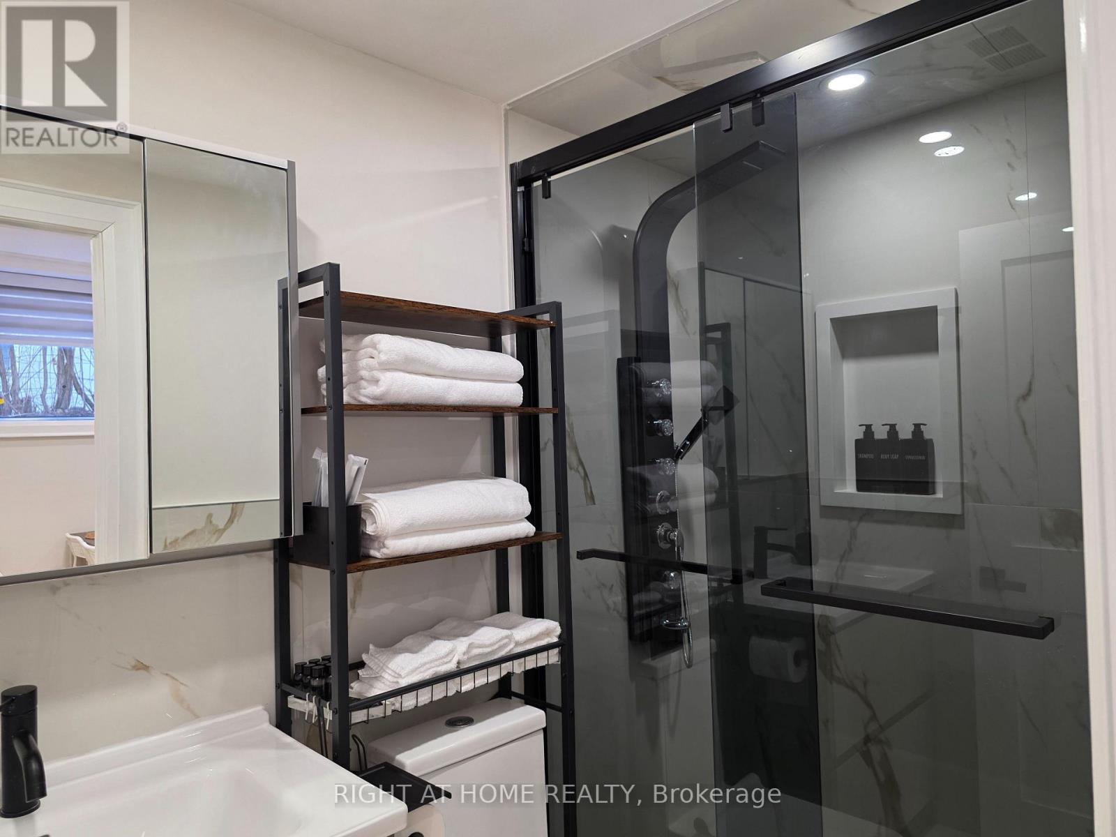 247 FERRIS ROAD - 24