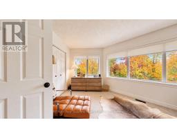 1945 Nottawasaga 10 Concession S, Clearview, ON L0M1H0 Photo 14