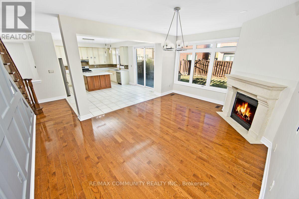 69 Ken Laushway Avenue, Whitchurch-Stouffville, ON photo 11