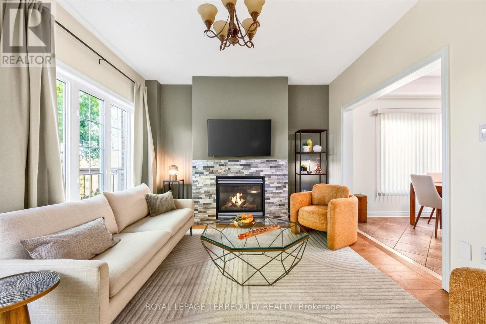 87 Westolivia Trail, Vaughan, ON photo 6