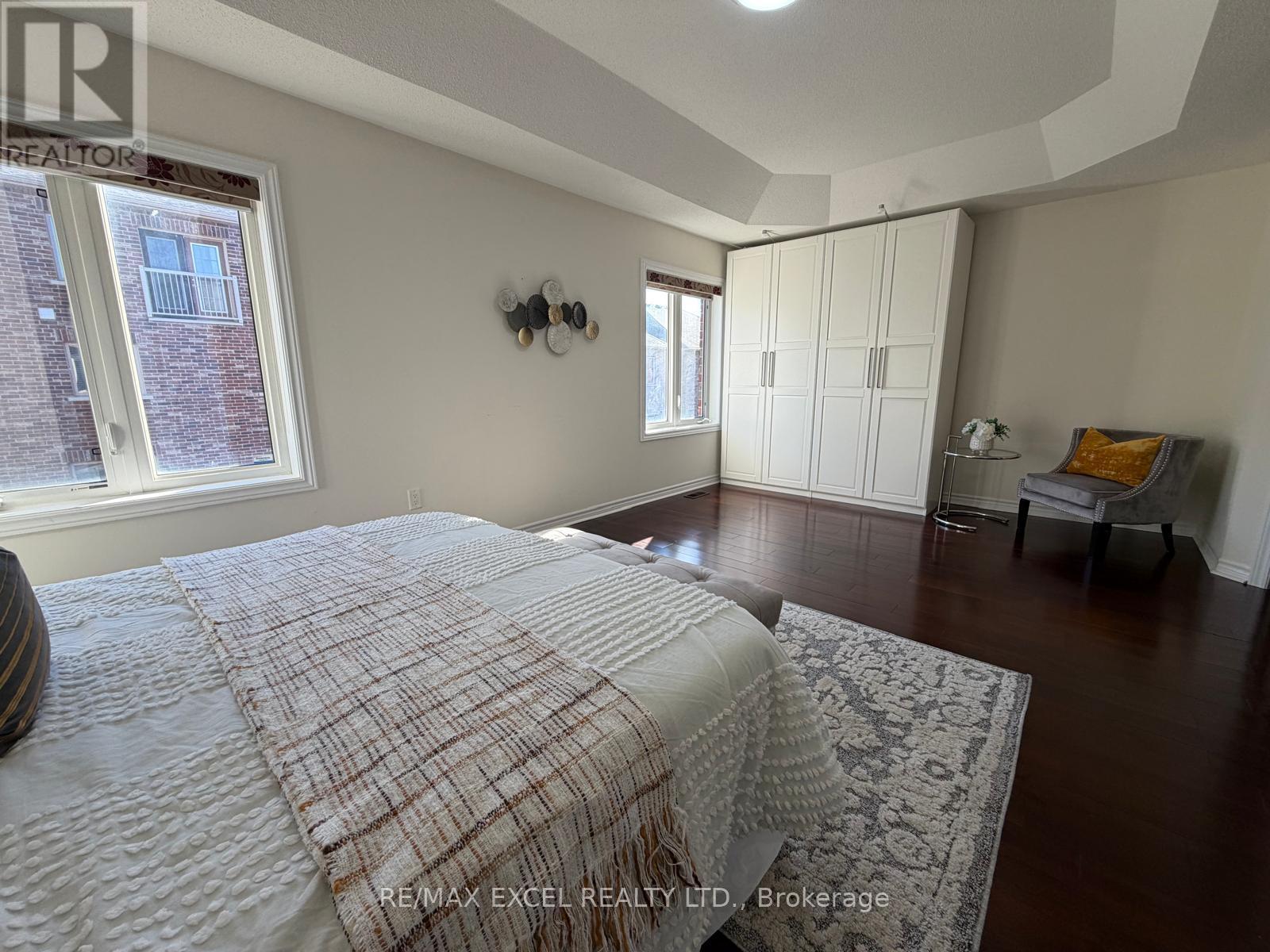 15 Zeng Cheng Drive, Markham, ON photo 14