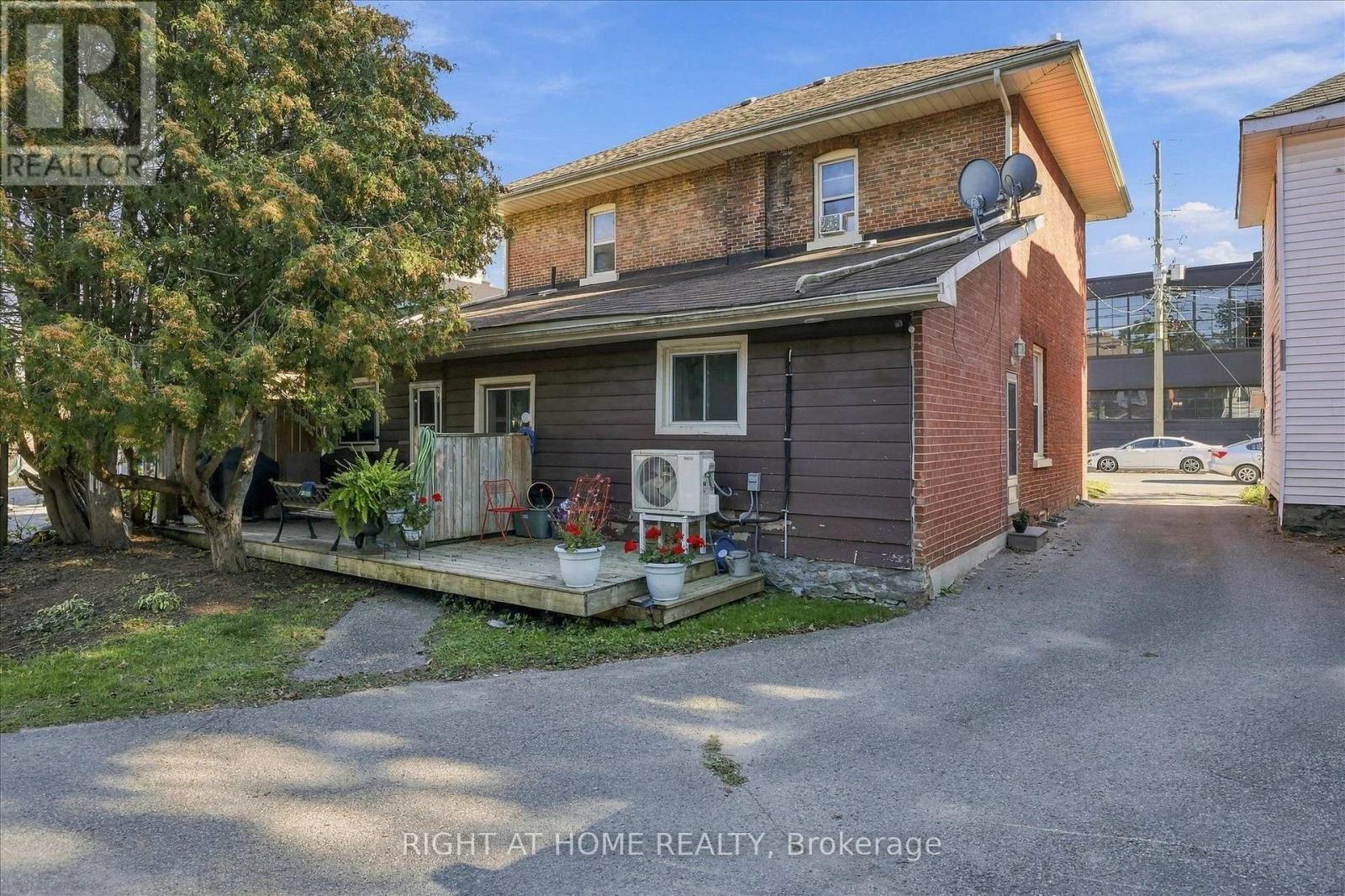 42 Wellington Street, Kawartha Lakes, ON photo 21