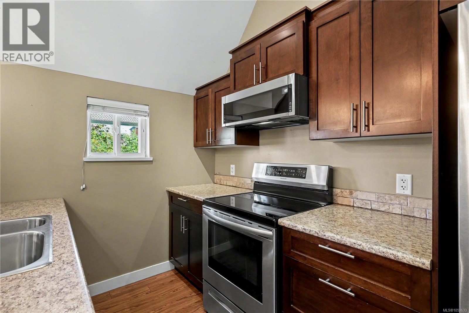 920 Mary St, Victoria - Image 1