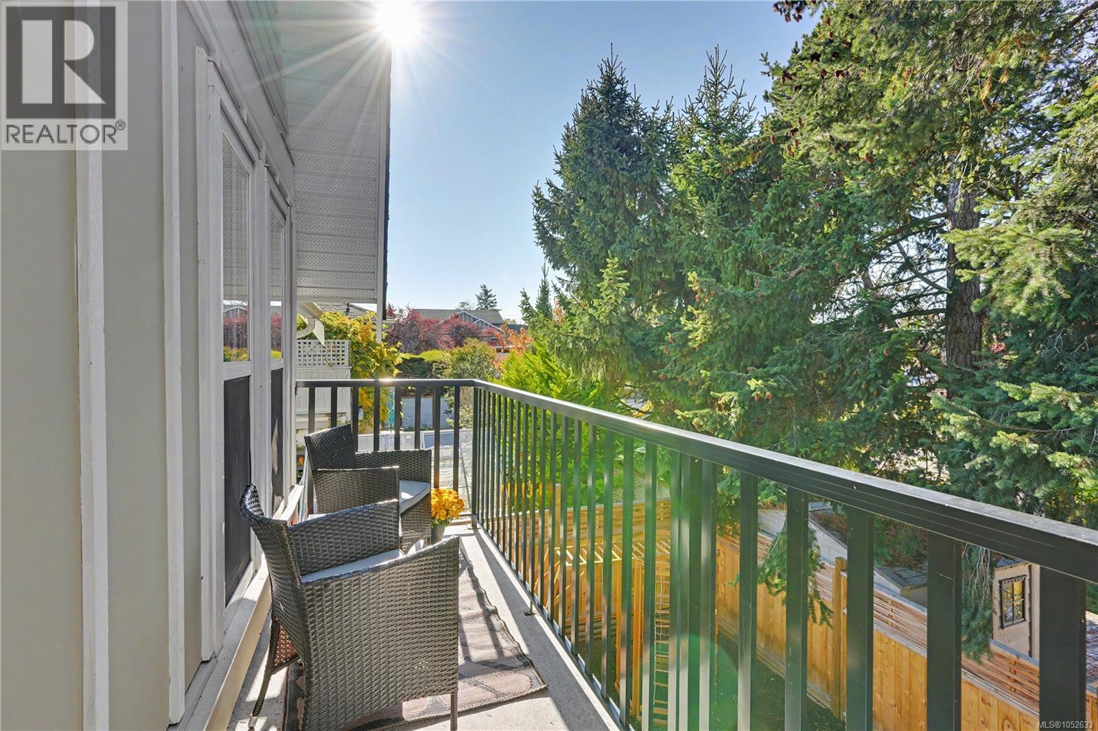 920 Mary St, Victoria - Image 1