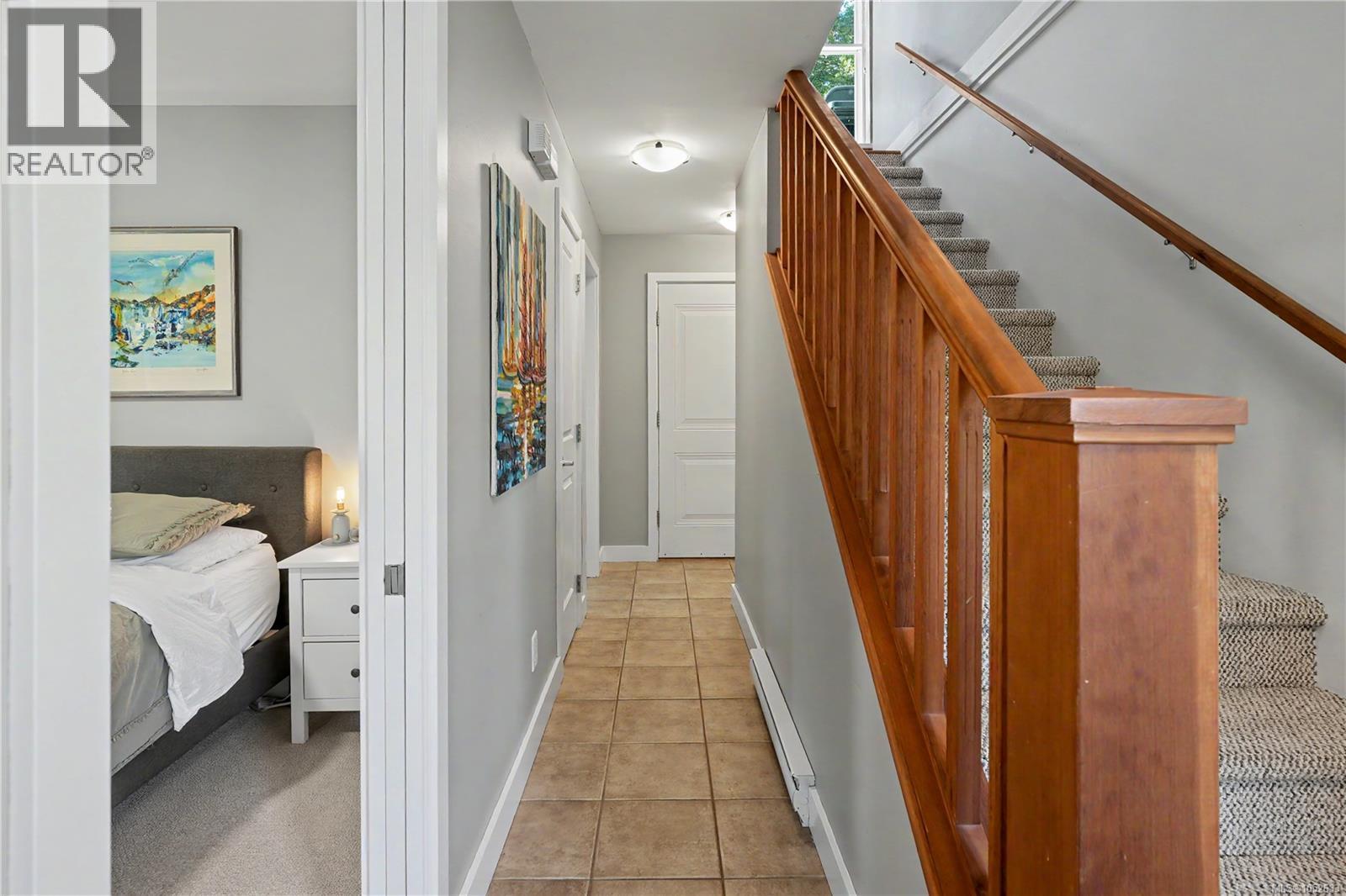 920 Mary St, Victoria - Image 1