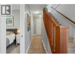 920 Mary St, Victoria, BC V9A3W6 Photo 27