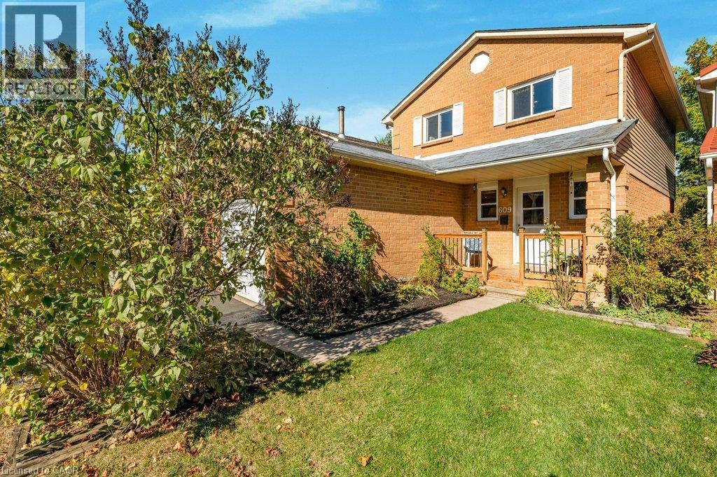 609 ROSEHEATH Drive, Milton — photo 2