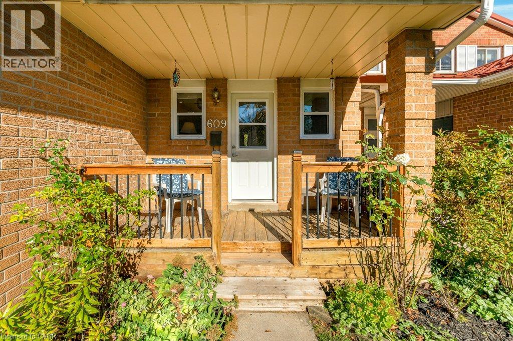 609 ROSEHEATH Drive, Milton — photo 3