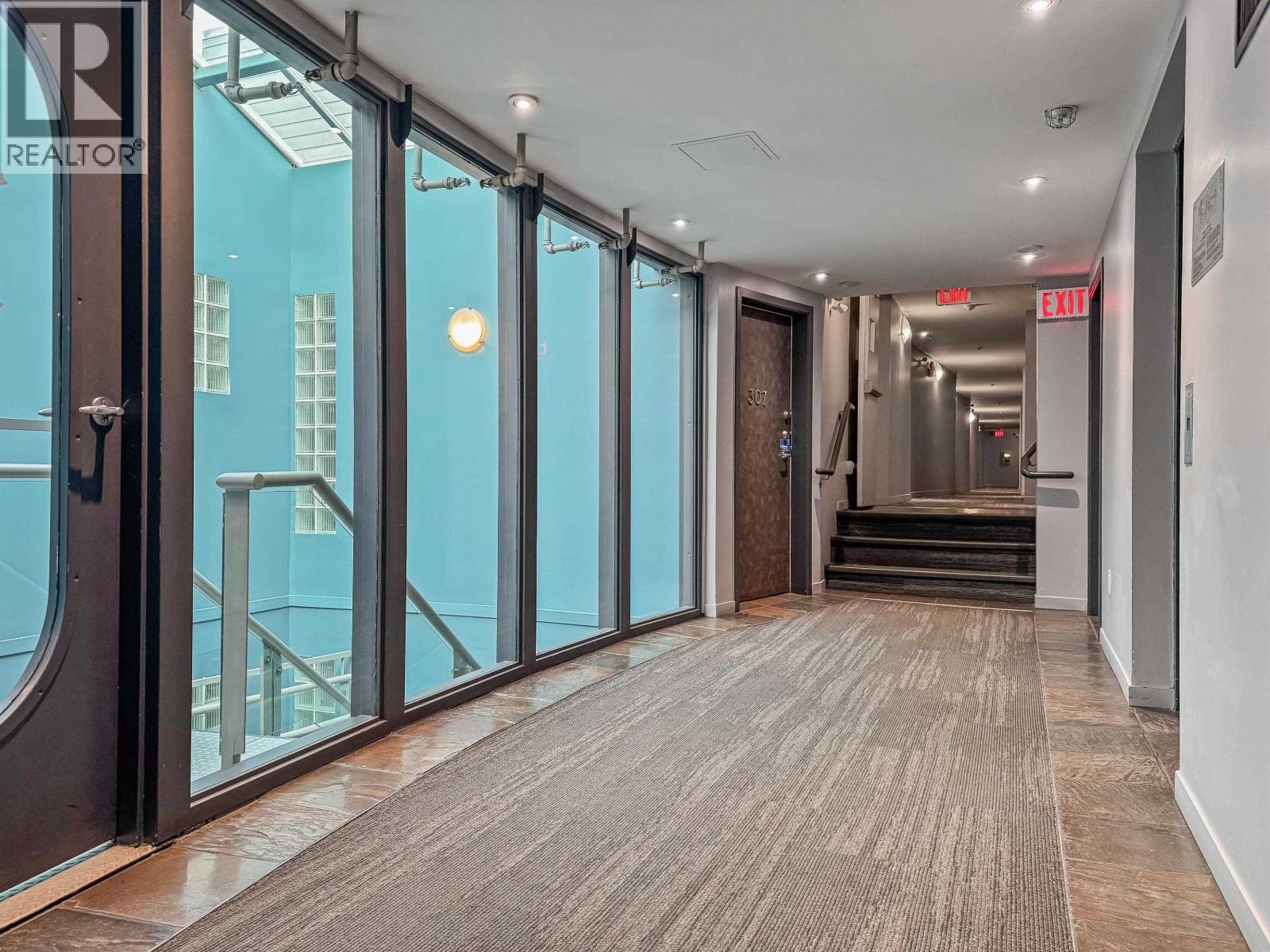 Photo of 322 638 W 7TH AVENUE 3