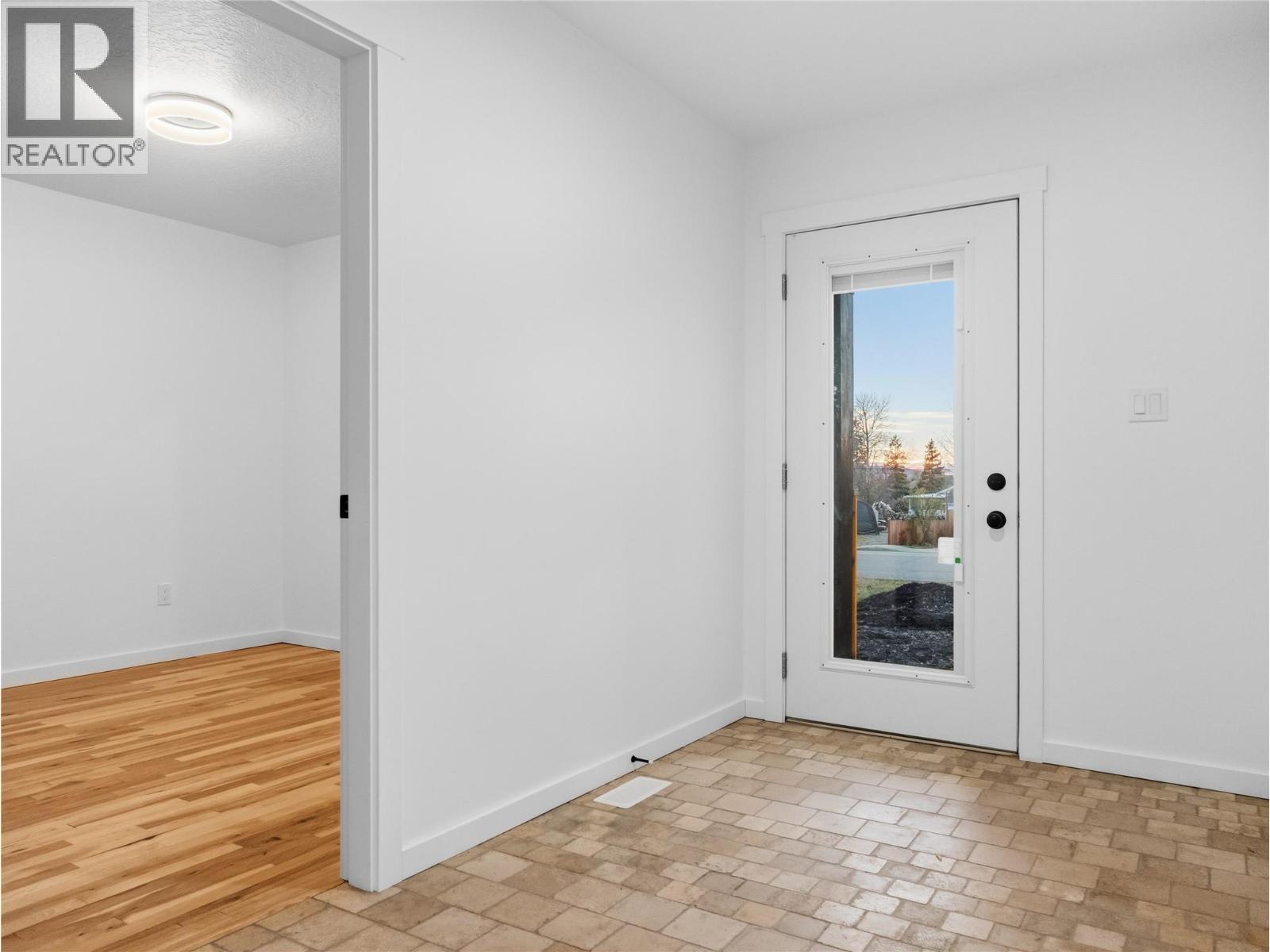 9204 8 Street, Dawson Creek - Image 1
