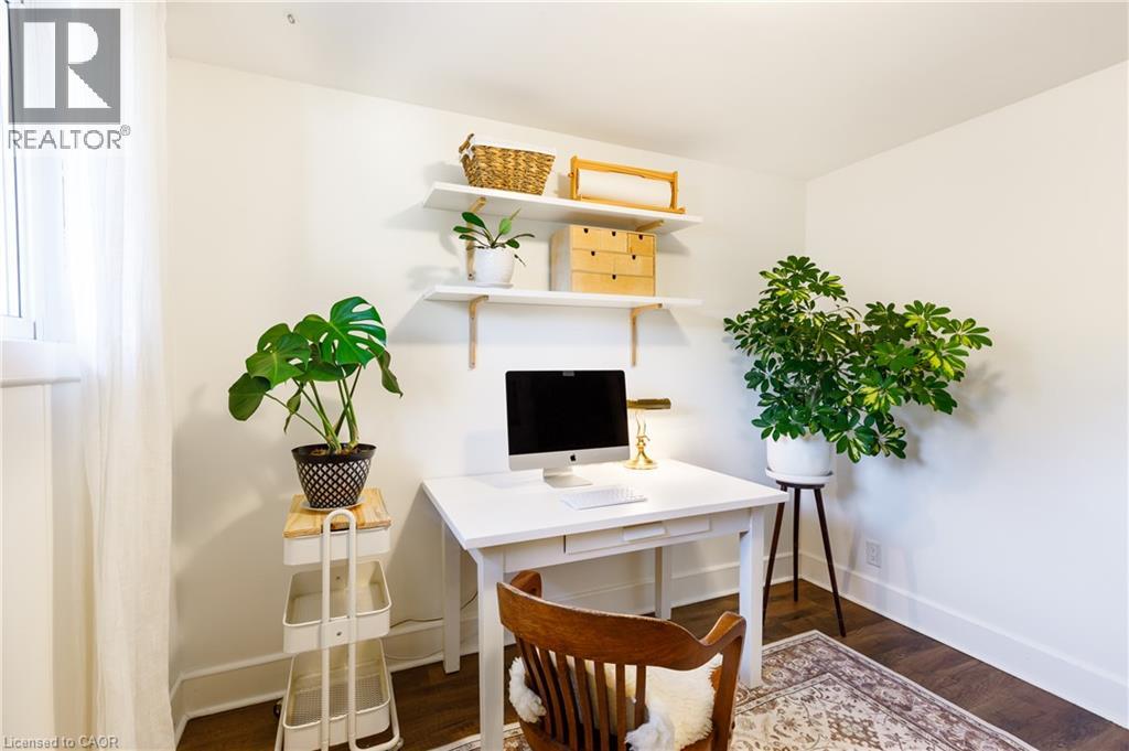 1323 QUEEN'S Boulevard - 24