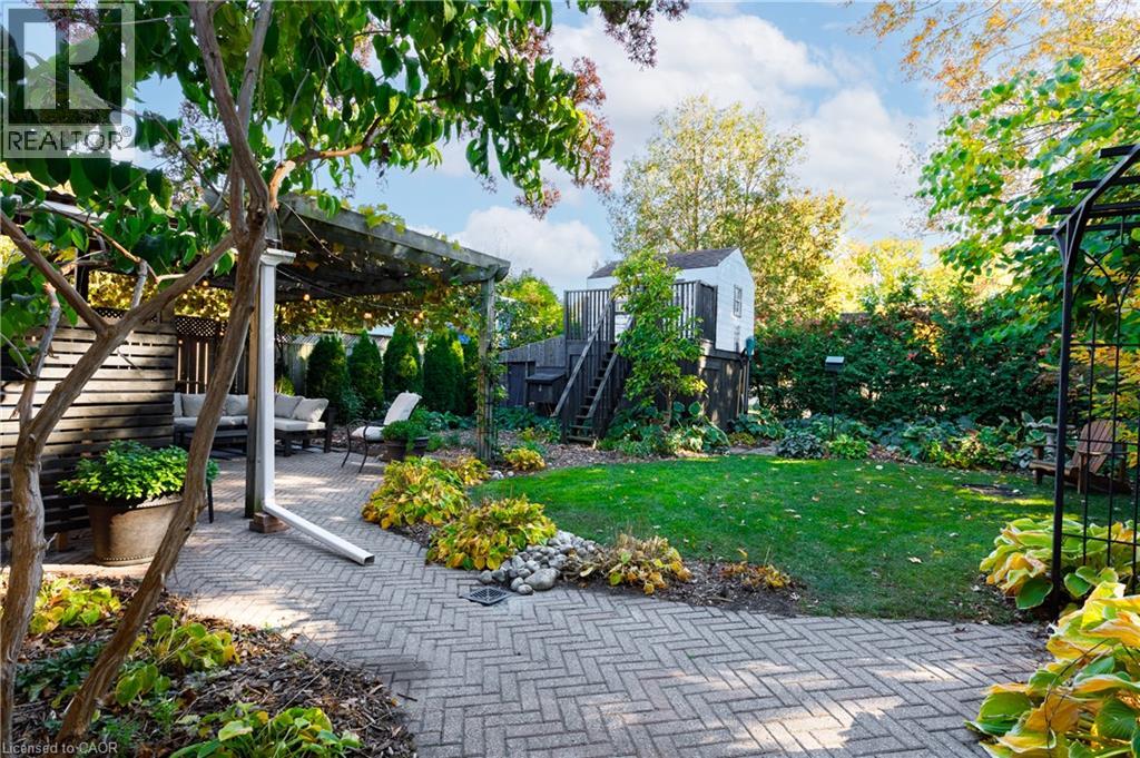 1323 QUEEN'S Boulevard - 47