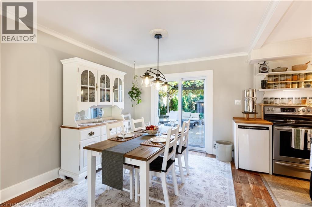 1323 QUEEN'S Boulevard - 11