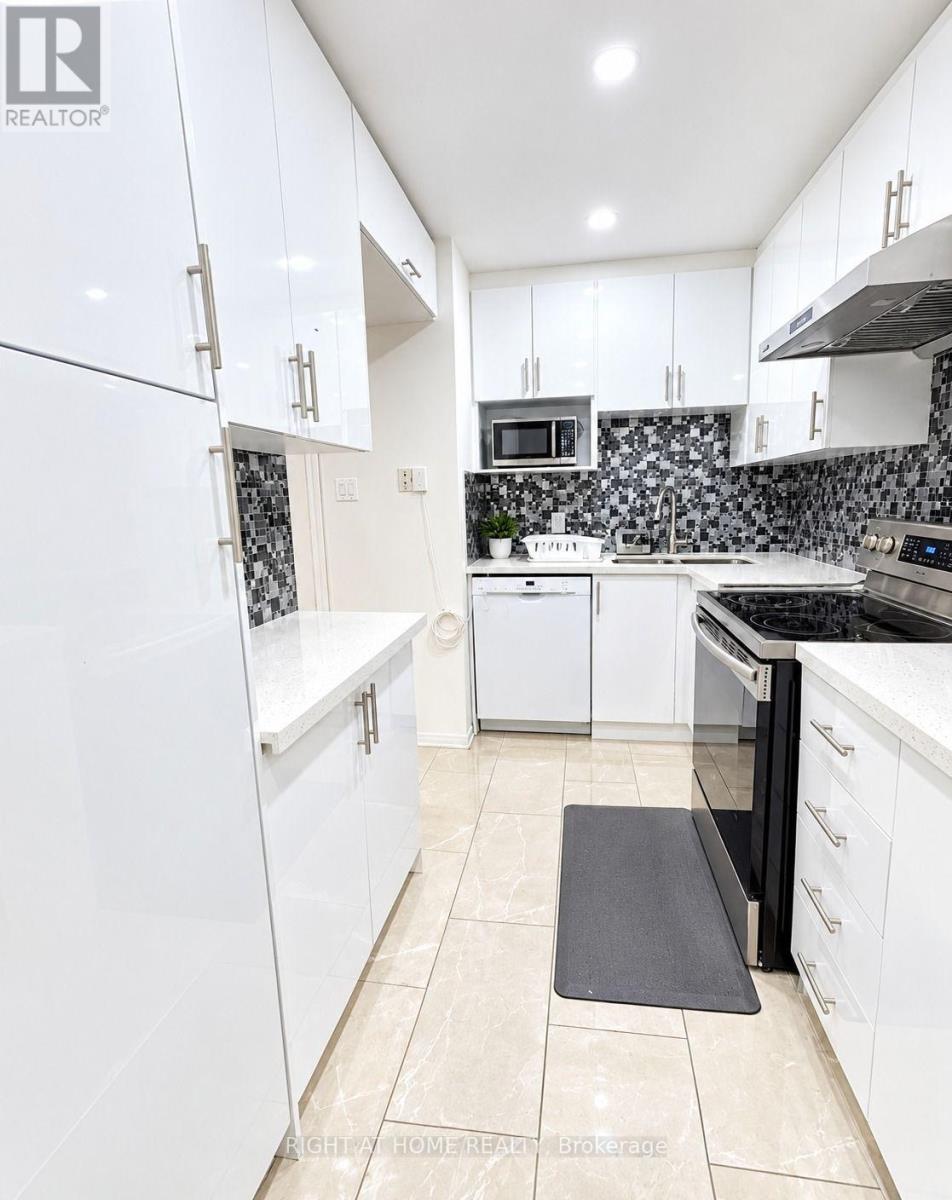 149 - 165 CHEROKEE BOULEVARD, Toronto (Pleasant View) — photo 10