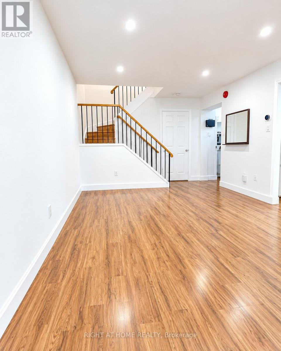 149 - 165 CHEROKEE BOULEVARD, Toronto (Pleasant View) — photo 3
