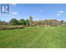 982 Raymond Road, Muskoka Lakes, ON P0B1M0 Photo 10
