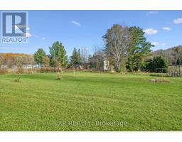 982 Raymond Road, Muskoka Lakes, ON P0B1M0 Photo 11