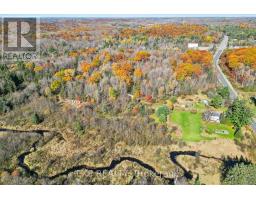 982 Raymond Road, Muskoka Lakes, ON P0B1M0 Photo 22