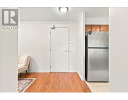 Bathroom - 1322 - 18 Mondeo Drive, Toronto, ON M1P5C8 Photo 6
