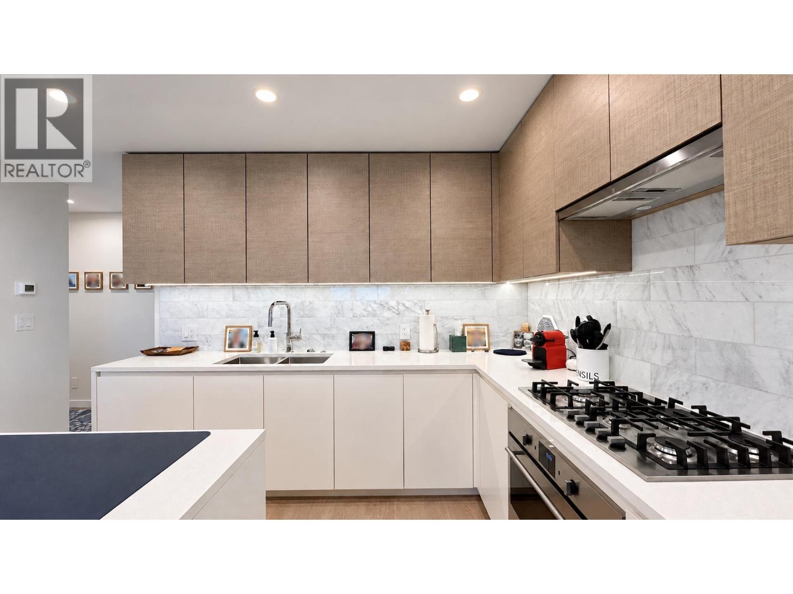 4907 2108 GILMORE AVENUE, Burnaby - Image 1