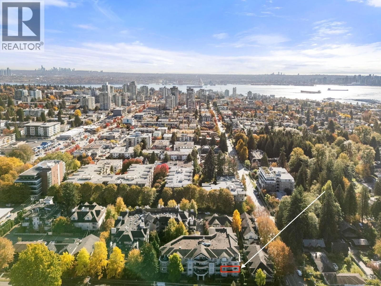 207 183 W 23RD STREET, North Vancouver - Image 1