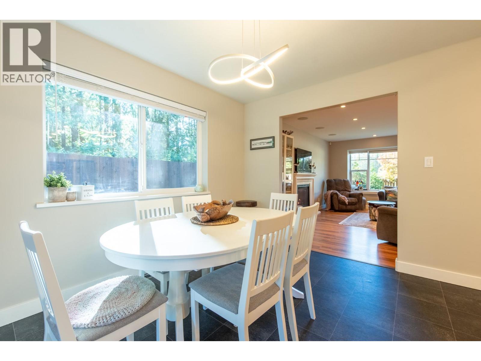 574 VETERANS ROAD, Gibsons - Image 1