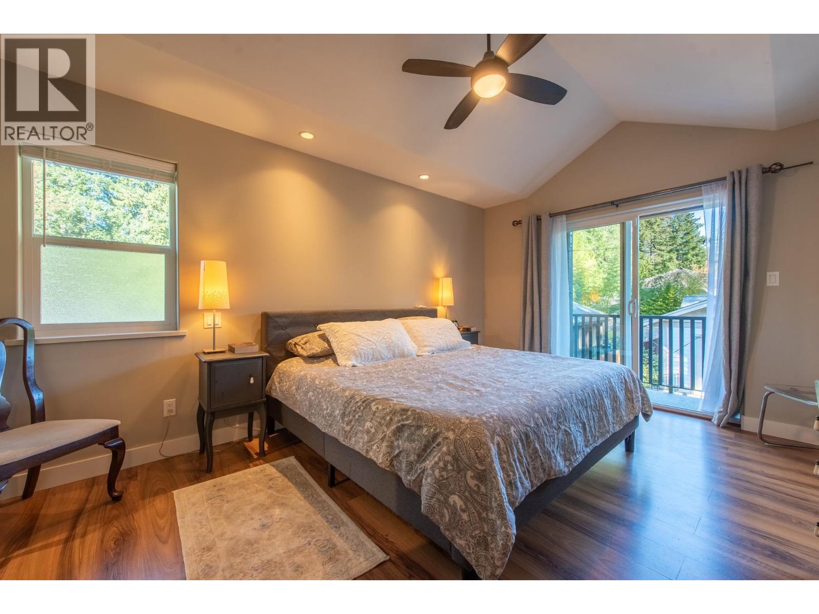 574 VETERANS ROAD, Gibsons - Image 1
