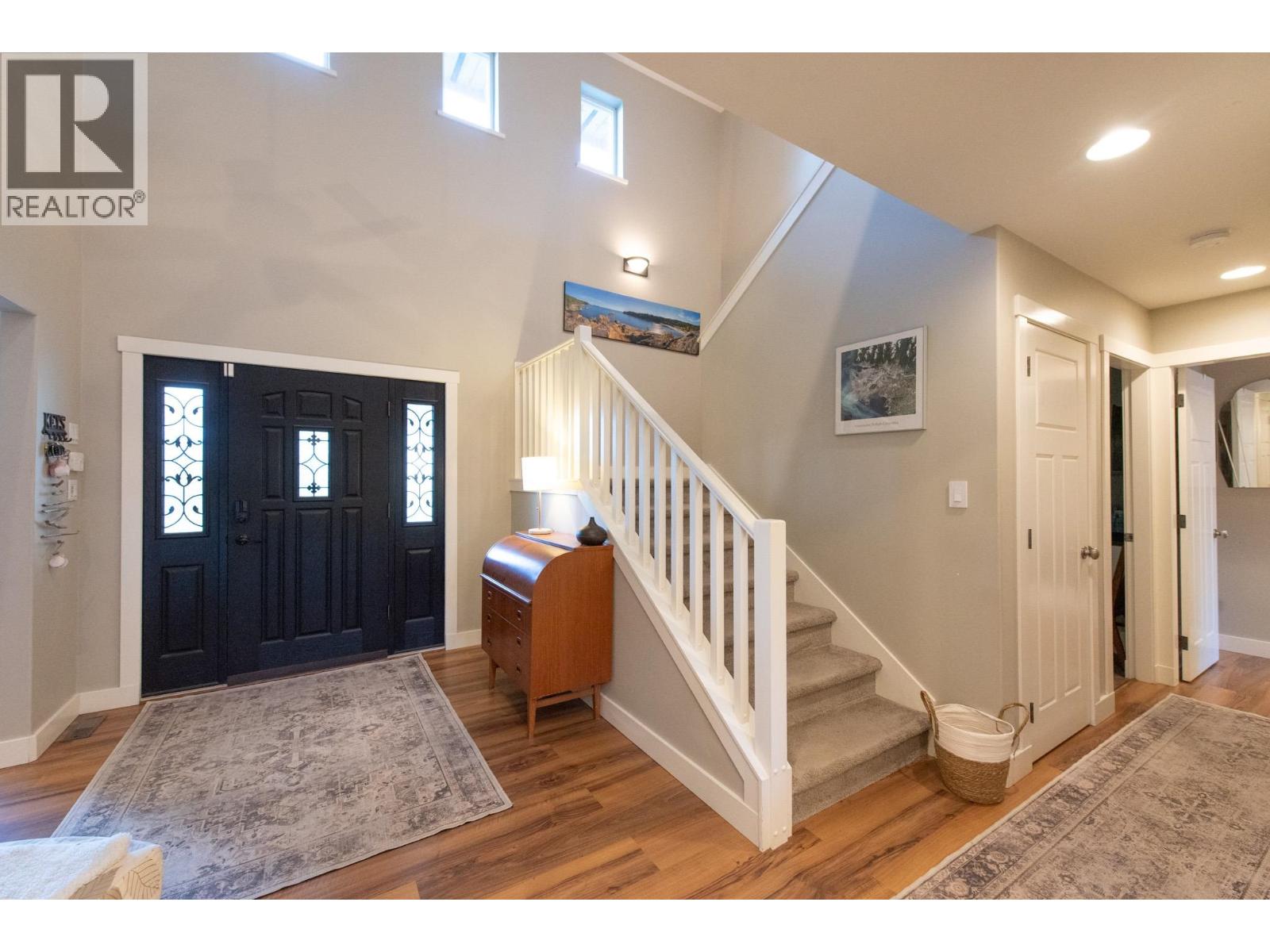 574 VETERANS ROAD, Gibsons - Image 1