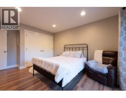 574 Veterans Road, Gibsons, BC V0N1V4 Photo 21