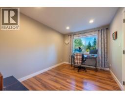 574 Veterans Road, Gibsons, BC V0N1V4 Photo 27