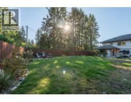 574 Veterans Road, Gibsons, BC V0N1V4 Photo 33