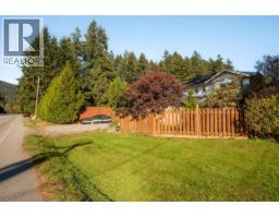 574 Veterans Road, Gibsons, BC V0N1V4 Photo 40