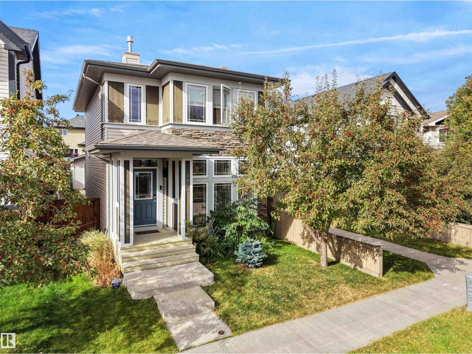 9764 221 ST NW
