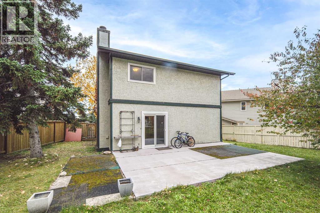 28 Hawkcliff Place NW photo 23