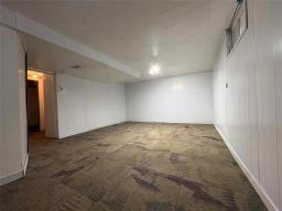 39 5th Avenue Se, Dauphin, MB R7N2B6 Photo 35