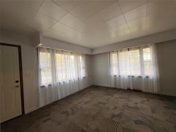 Den - 39 5th Avenue Se, Dauphin, MB R7N2B6 Photo 7