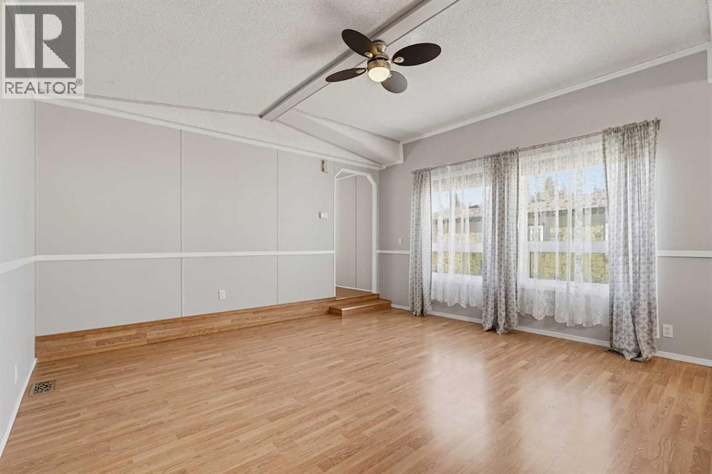 108, 37543 England Way, Rural Red Deer County — photo 11