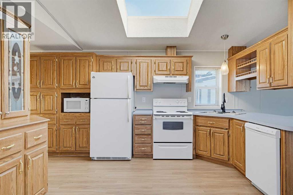 108, 37543 England Way, Rural Red Deer County — photo 17