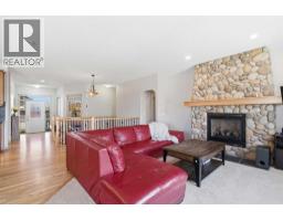 5pc Bathroom - 505 Boulder Creek Green Se, Langdon, AB T0J1X3 Photo 8