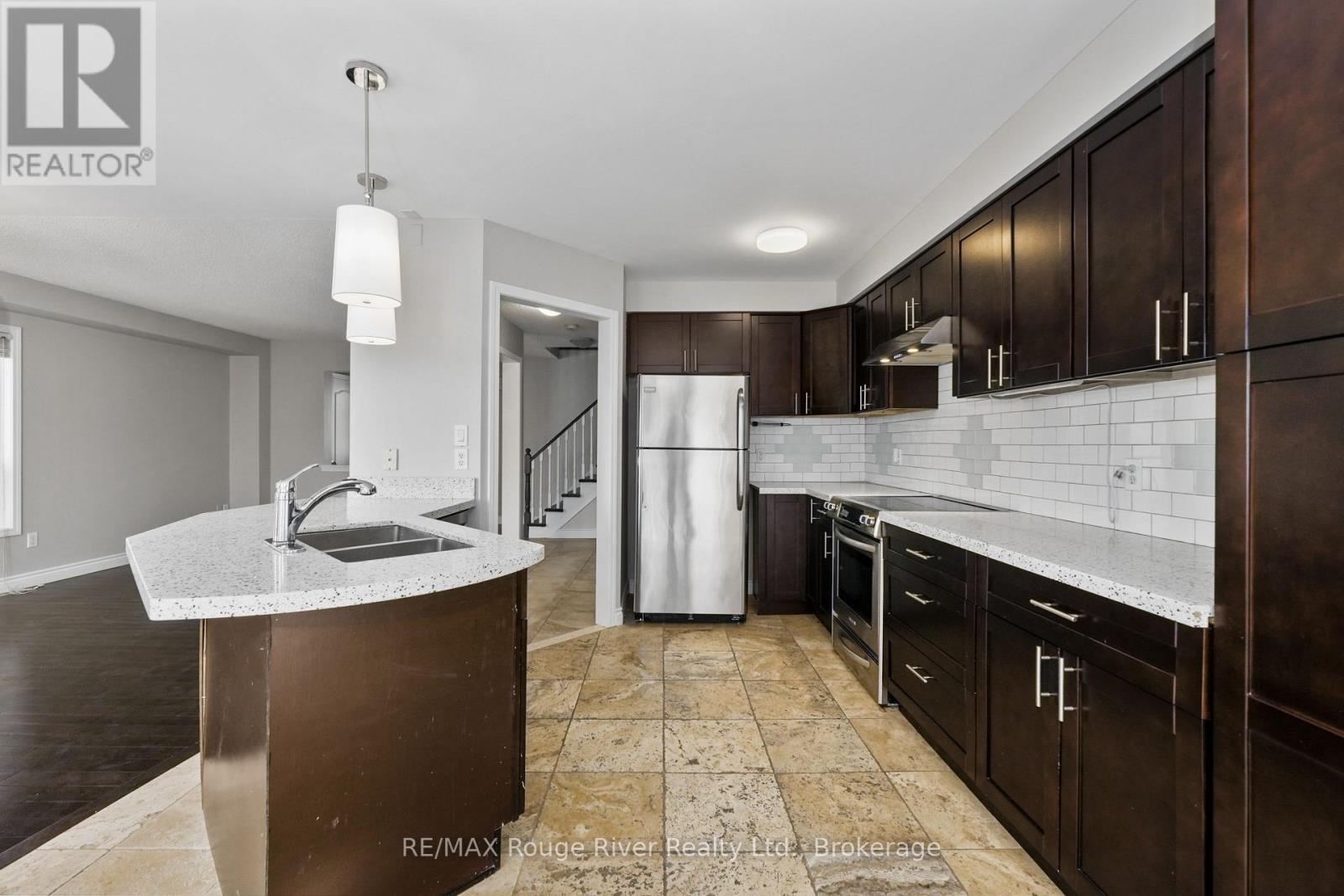 23 Bridges Drive, Clarington, ON photo 15