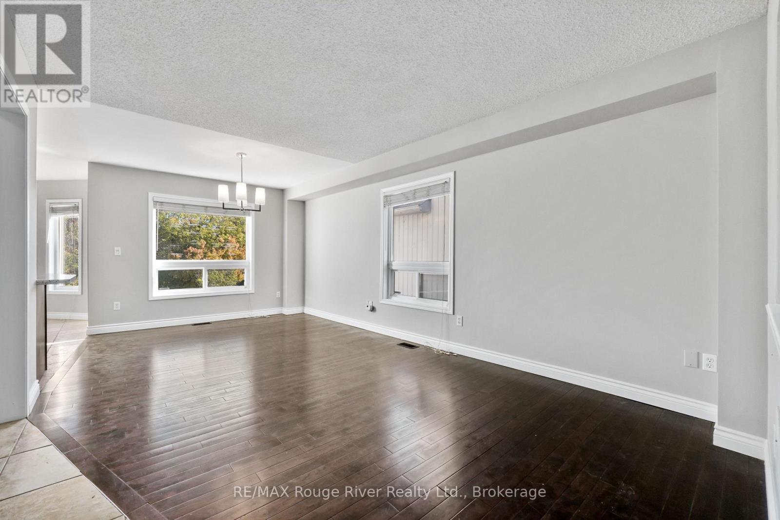 23 Bridges Drive, Clarington, ON photo 8