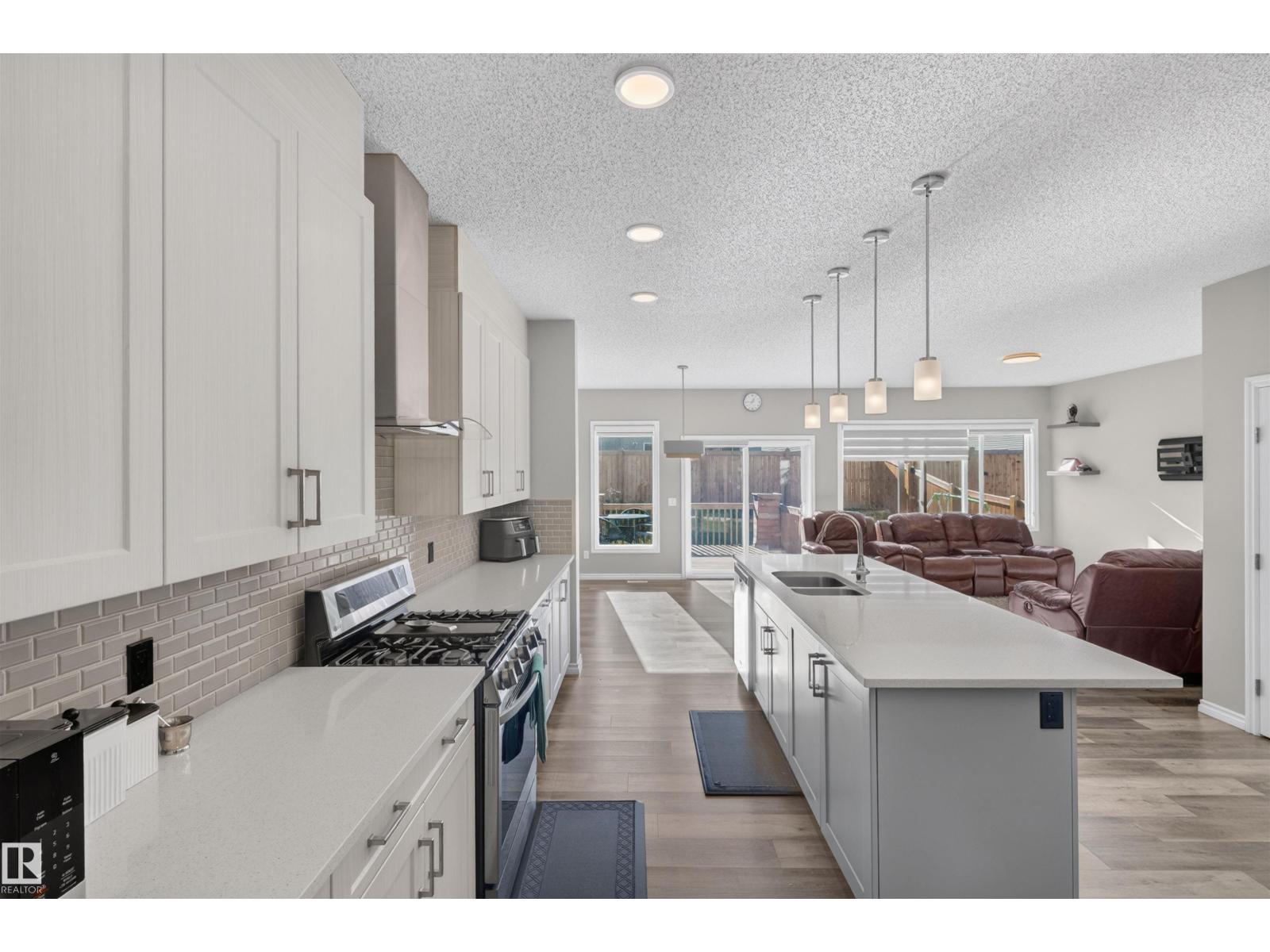 435 41 AV NW, Edmonton — photo 11