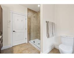 Family room - 166 Ch. Jos-montferrand, L Ange Gardien, QC J8L0K3 Photo 14