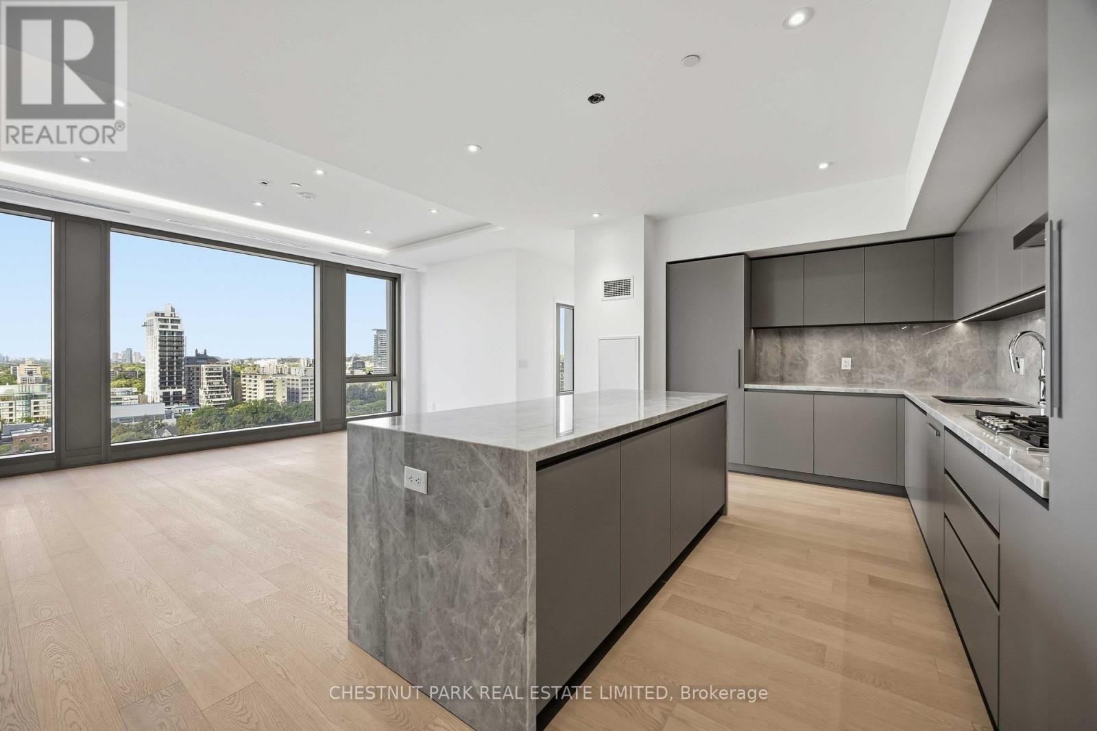 1402- 1315 Bay Street, Toronto, ON photo 5