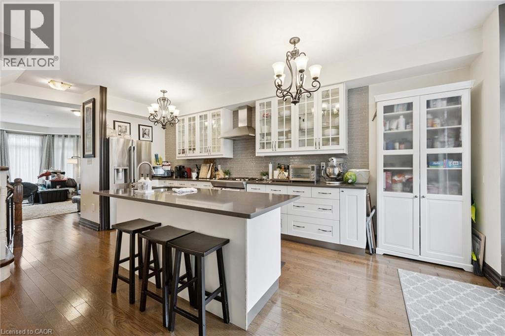 2254 NORFOLK Drive, Oakville — photo 11