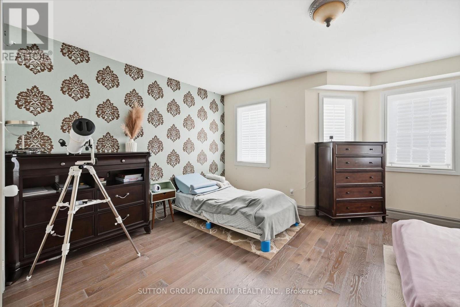 2254 Norfolk Drive, Oakville, ON photo 20