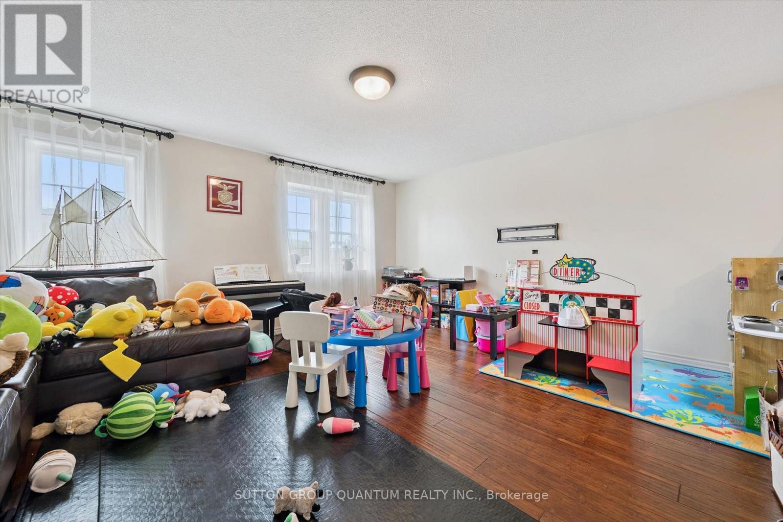 2254 Norfolk Drive, Oakville, ON photo 27