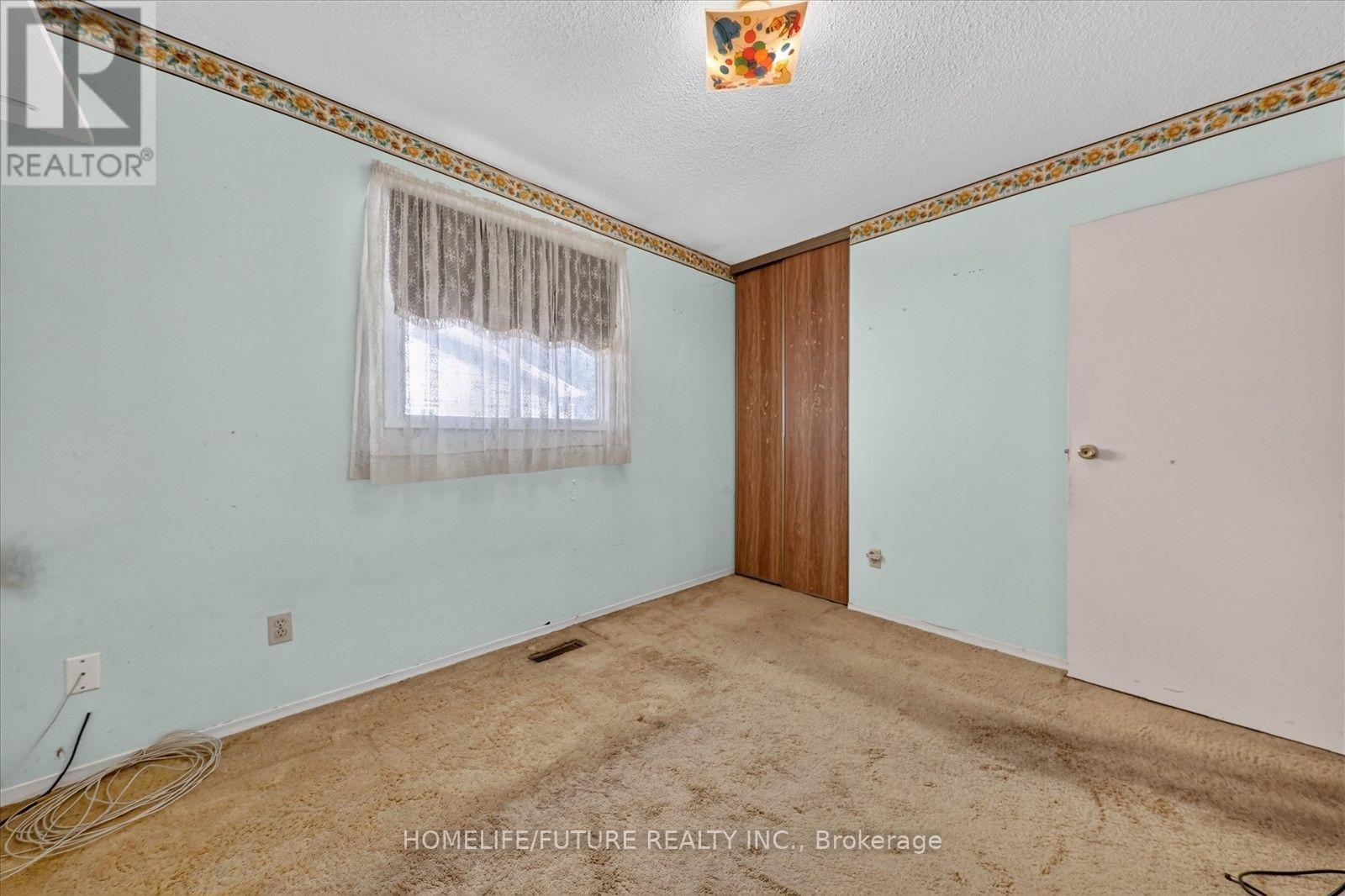 7 Winterfold Drive, Brampton, ON photo 23
