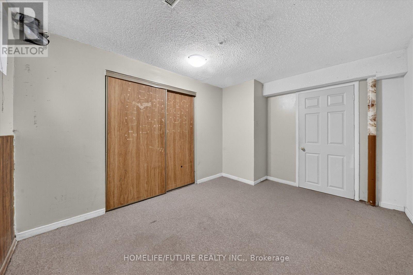7 Winterfold Drive, Brampton, ON photo 43
