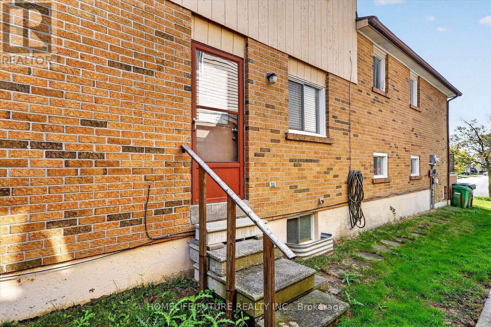 7 Winterfold Drive, Brampton, ON photo 47